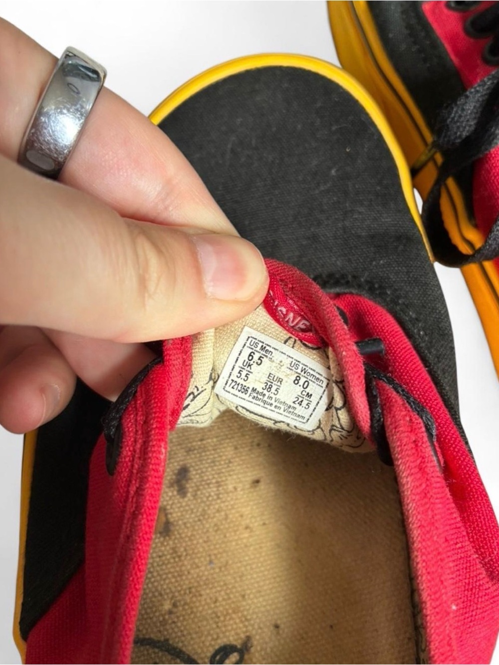 Rare Disney Mickey Mouse Vans size 8 - Picture 6 of 7